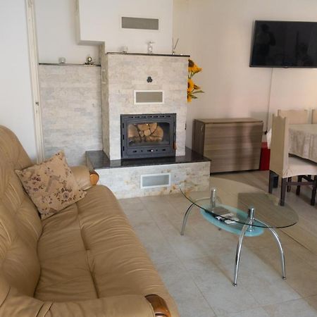 Casa Amaya Bacau Ngoại thất bức ảnh