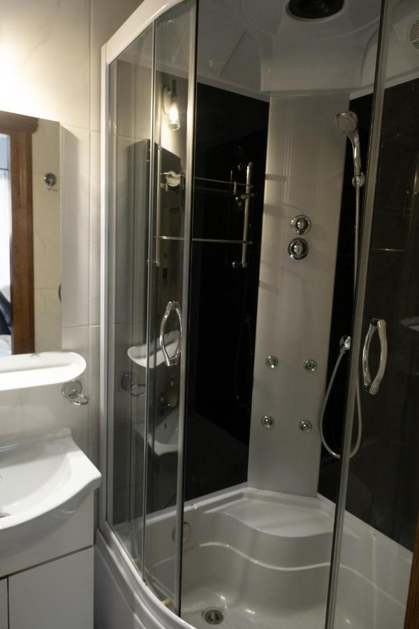 Casa Amaya Bacau Ngoại thất bức ảnh
